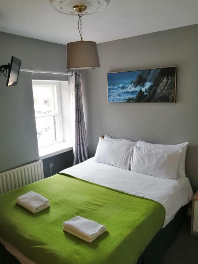 An File Economy Rooms Westport Eksteriør bilde