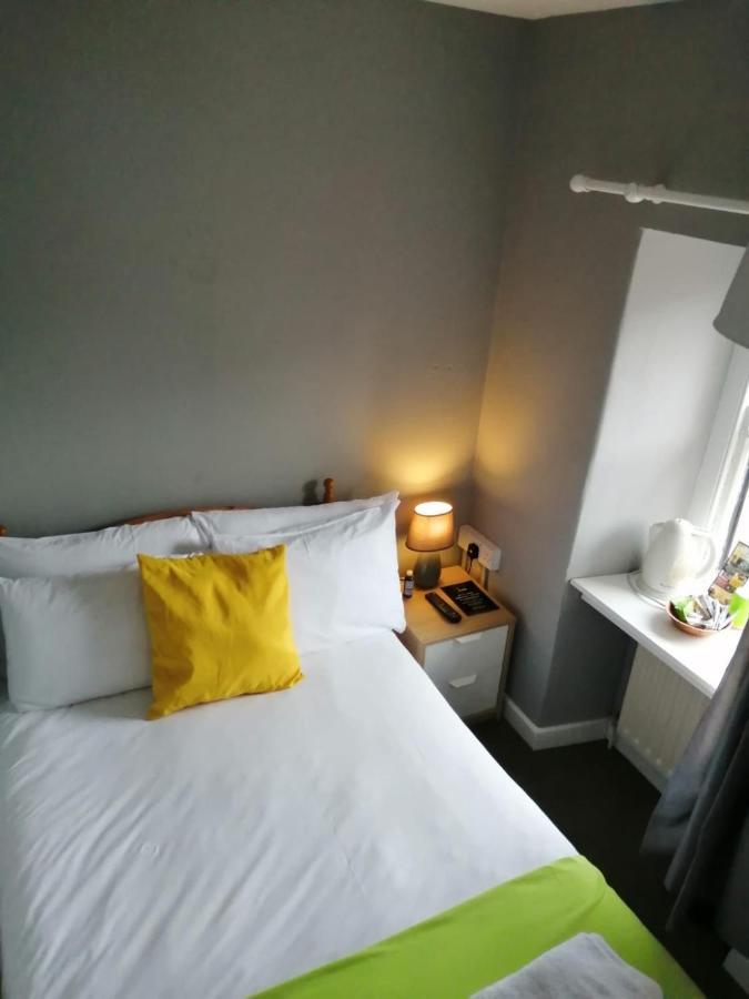 An File Economy Rooms Westport Eksteriør bilde